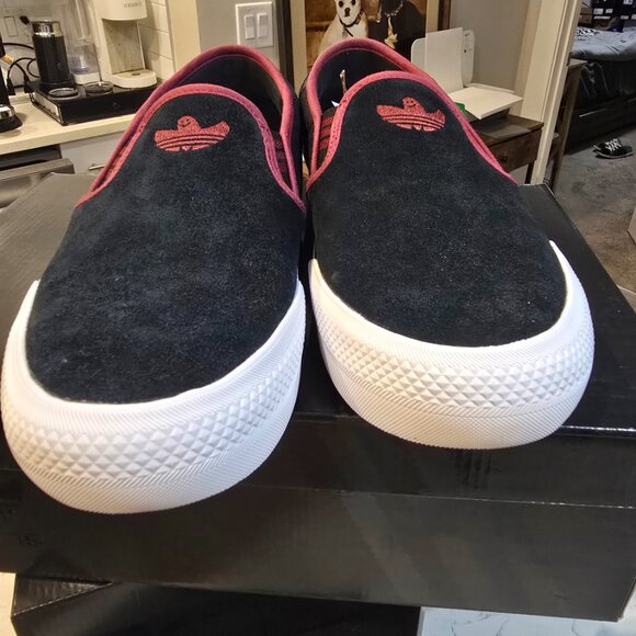 Adidas Shmoofoil Skateboarding Shoes - Core Black / Shadow Red JQ1044 Mens 12 - Picture 5 of 16